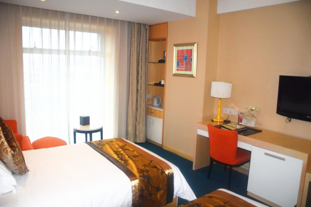Puxi New Century Hotel Shanghai Extérieur photo